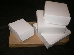 Papírová krabice na dort 300x300x100 mm